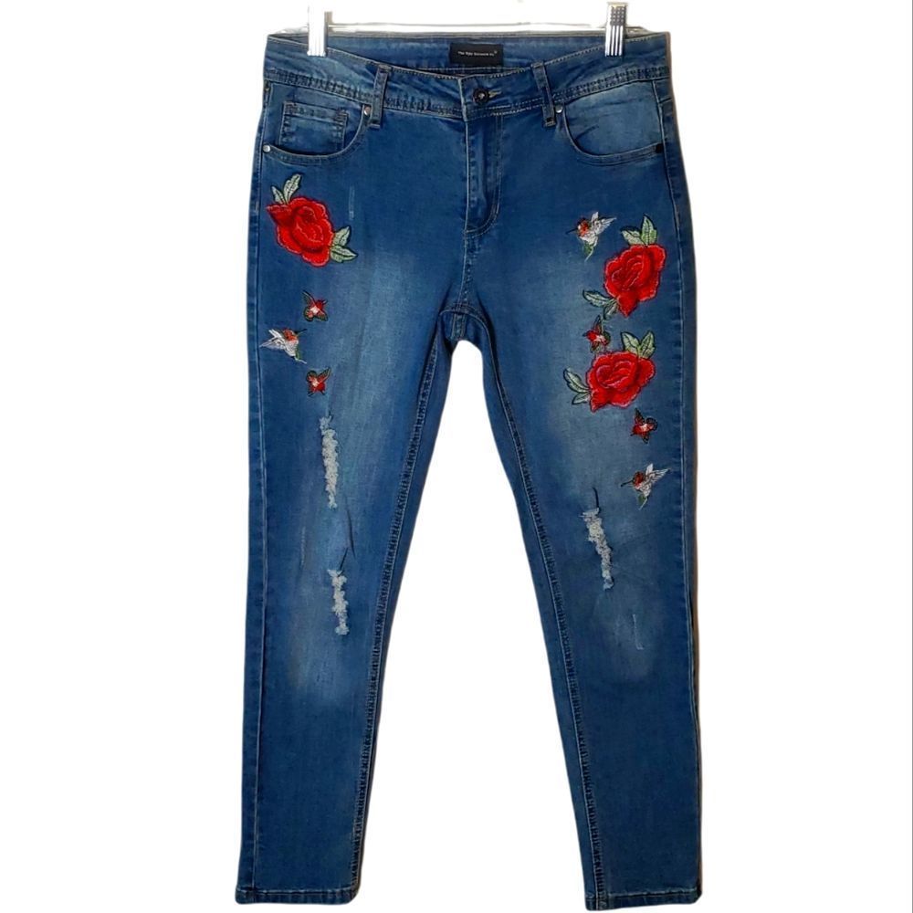 The Style Between Us - Embroidery Jeans Size 9